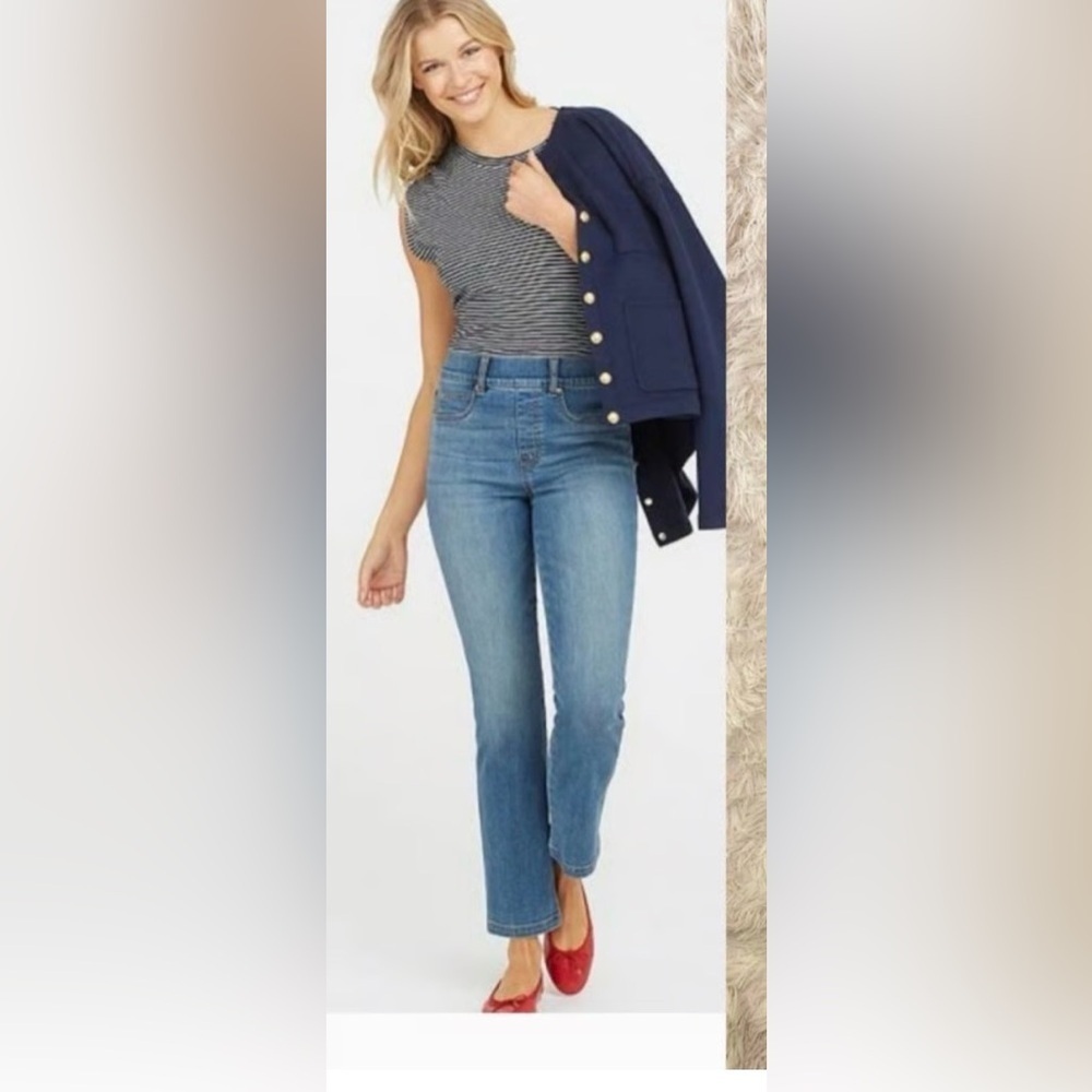 SPANX Pull-On Ankle Blue Denim Jeans